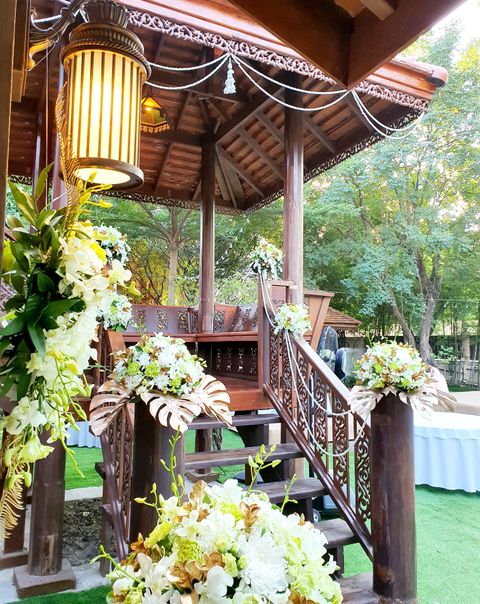 Rueanthai Ramintra Wedding Villa
