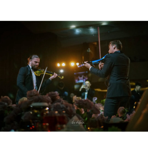 DIVO Violin Duet